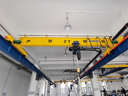 2T歐式單梁起重機(配環鏈電動葫蘆) 2T歐式單梁起重機(配環鏈電動葫蘆)