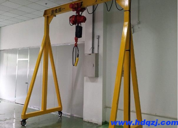 手推式龍門吊