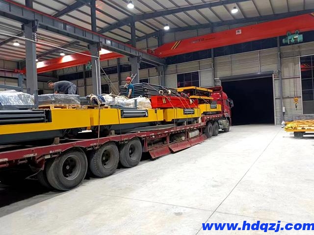 RGV電動(dòng)平車(chē)攜手托輥?zhàn)詣?dòng)裝卸設(shè)備