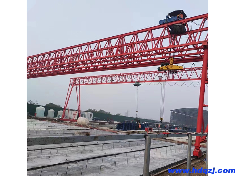 龍門吊在使用過程中可能導致傾覆的常見因素有哪些?