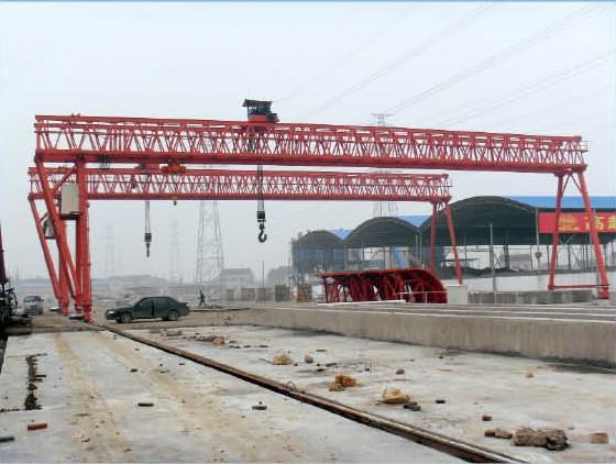 鐵路局采購(gòu)雙梁花架門式起重機(jī)