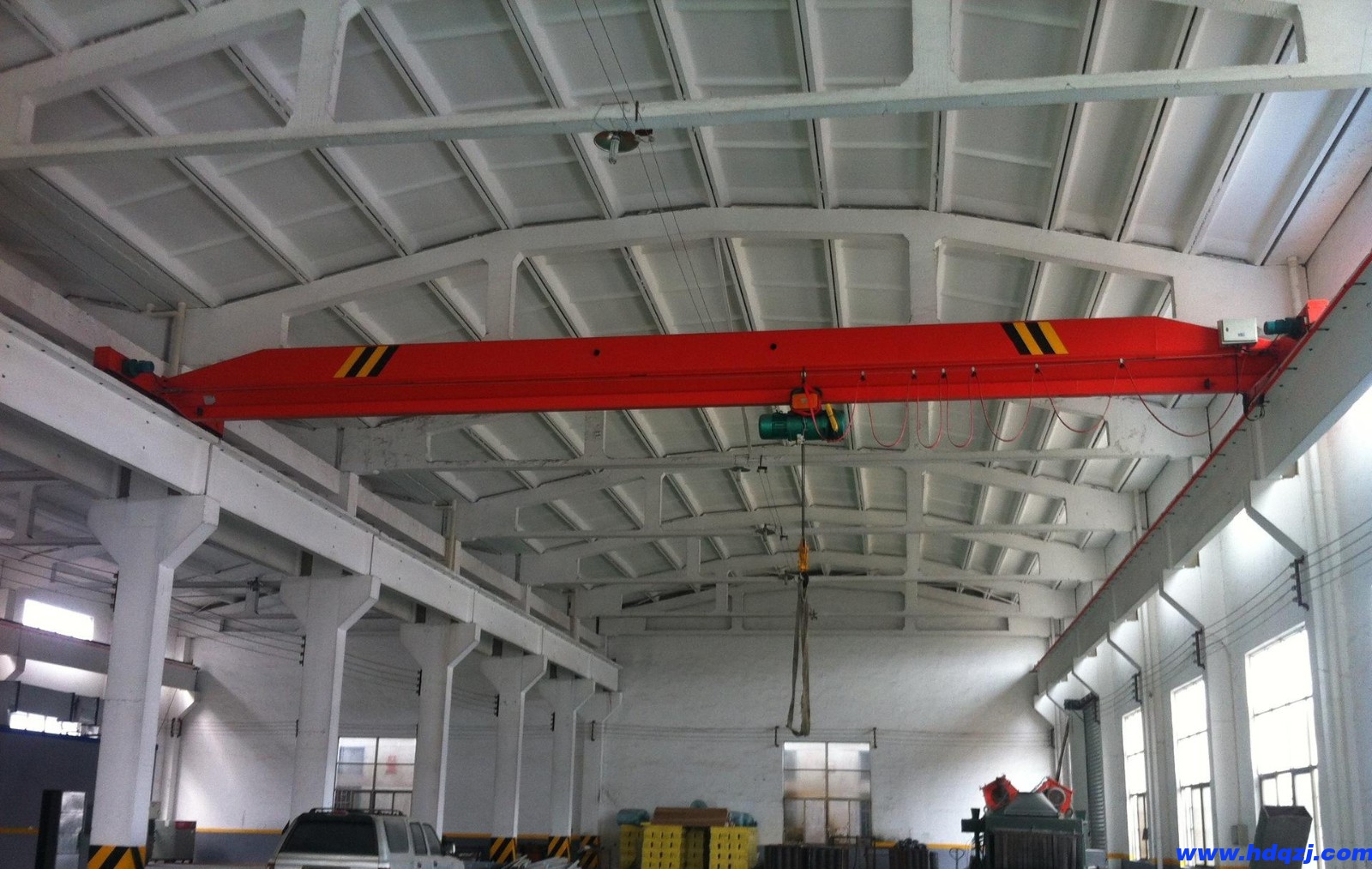 起重機防搖擺技術穩、快、準的特點