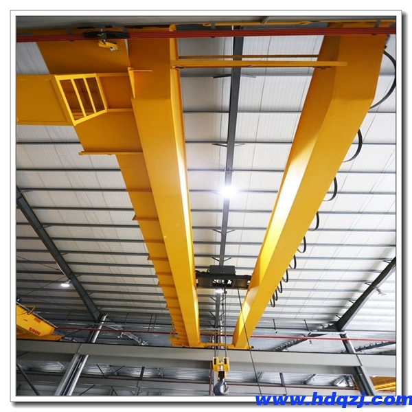 單梁起重機架設(shè)時的起吊步驟