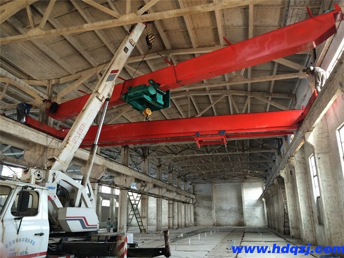 分析電動葫蘆橋式起重機為什么不可斜吊 分析電動葫蘆橋式起重機為什么不可斜吊