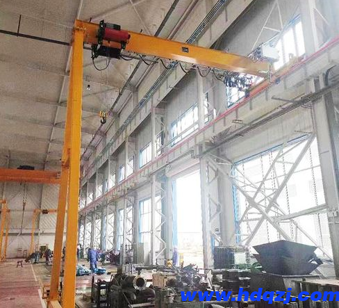 半門式起重機 半門式起重機