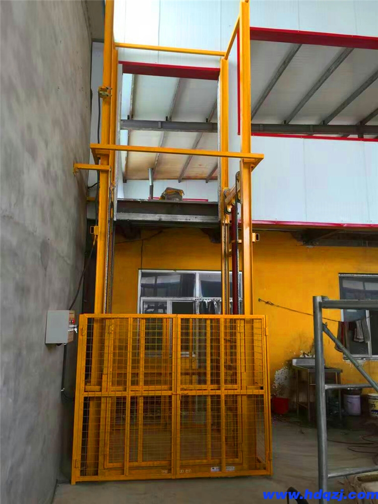 導軌式液壓升降貨梯特點及操作原理 導軌式液壓升降貨梯特點及操作原理